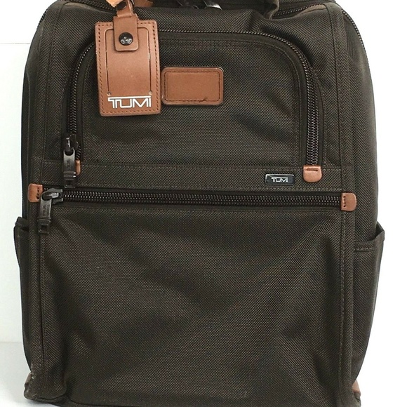 tumi slim solutions backpack